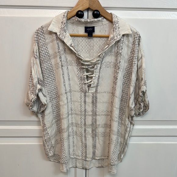 Daytrip Tan and Cream Lace-Up Sailor Collar Blouse size L. - Picture 1 of 7